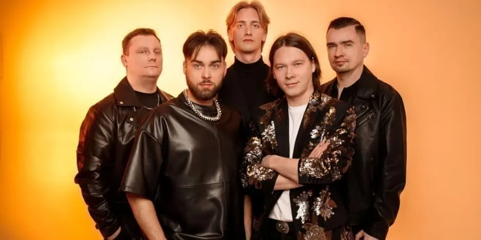 Hiperbolės Dainos Su Grupe Huge Soul. // Kolonada